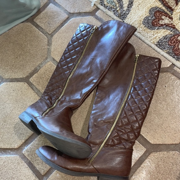 Mossimo Supply Co Boots - Picture 13 of 13